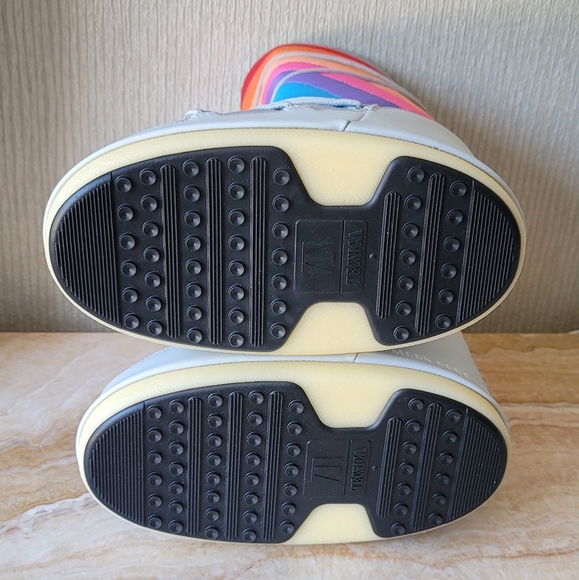 Moon Boot Icon Rainbow Snow Boots - Picture 15 of 16